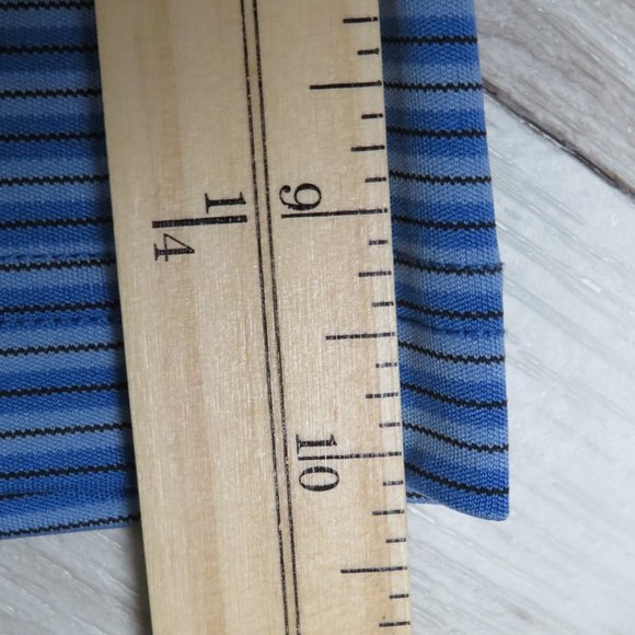 Greg Norman* Men's Short Sleeve Split Side Hem 1/4 Button Down Golf Shirt~Medium - Picture 9 of 10